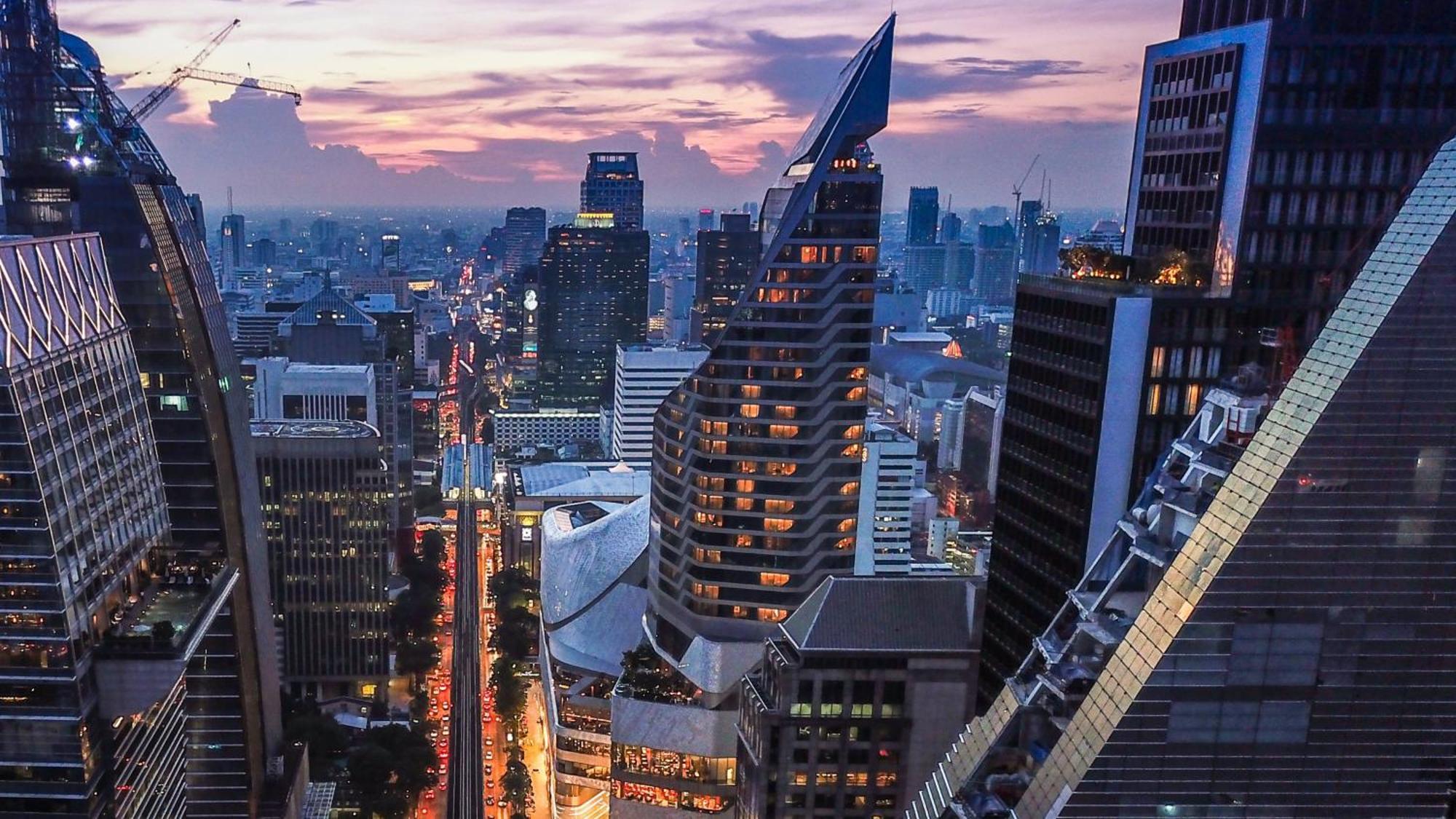 Hotel Indigo Bangkok Wireless Road, An Ihg Hotel Exterior photo